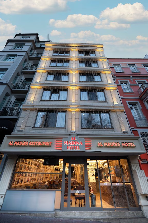 CZN Burak Otel